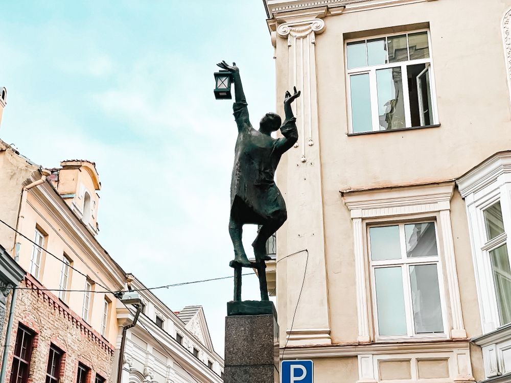 Skulptūra „Žibintininkas“
