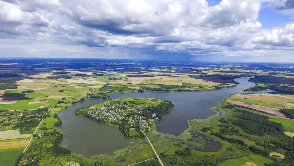 Salų dvaro sodyba ir parkas