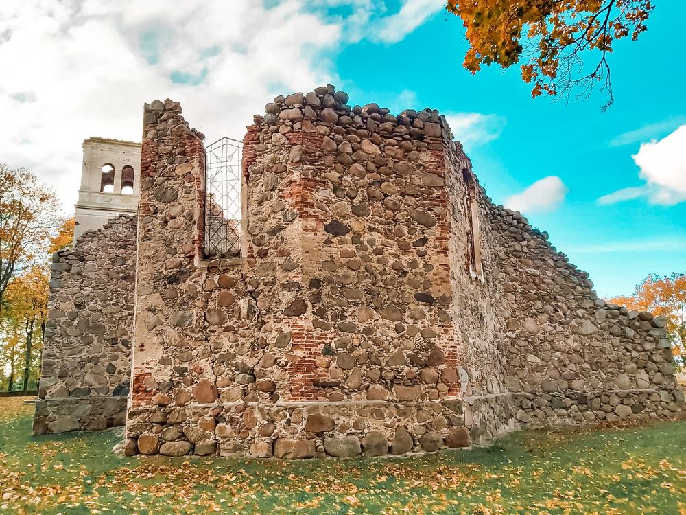 Bartninkų bažnyčios griuvėsiai #2