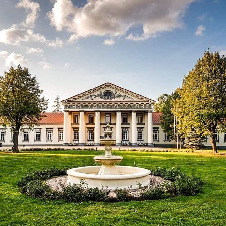 Taujėnų dvaras